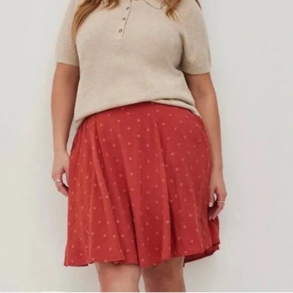 Torrid Size 2 High Waist A-Line Skirt Embroidered Eyelet Red Floral Rust